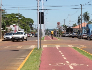 Mercedes decreta orientações para o funcionamento do comércio visando conter avanço do COVID-19